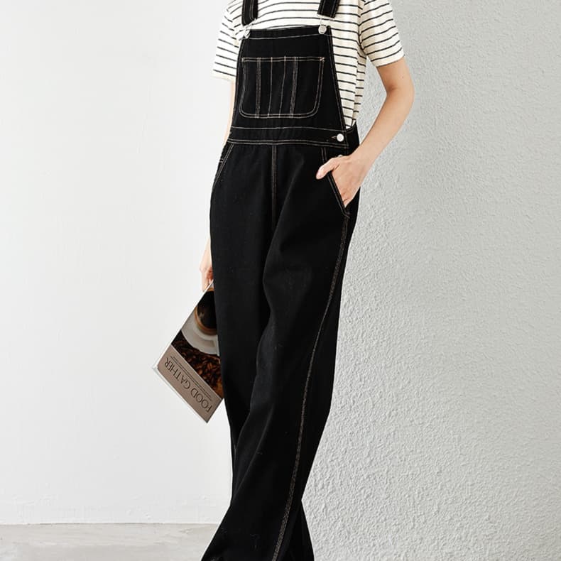 レディースジーンズパンツ ゆったりシルエットのデニムサロペット
