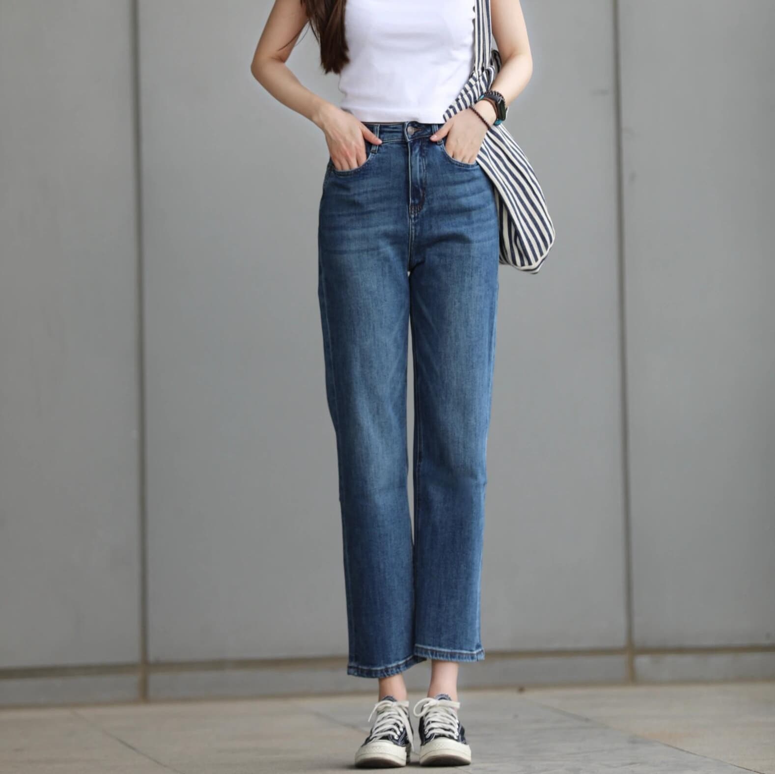 レディースジーンズパンツ シンプル美脚ストレートデニム