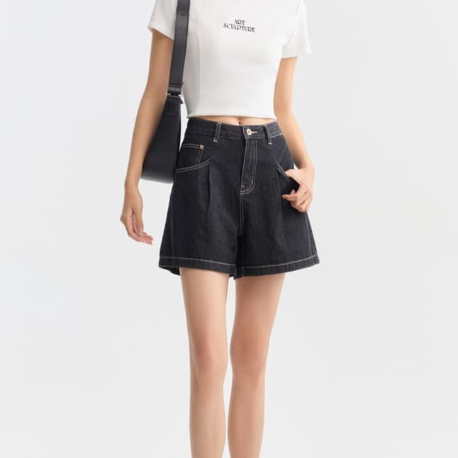 レディースジーンズパンツ すっきりシルエット 上品ショートパンツ