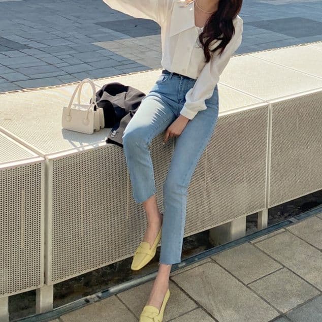 レディース ジーンズ 美脚効果抜群スリムストレートデニムパンツ