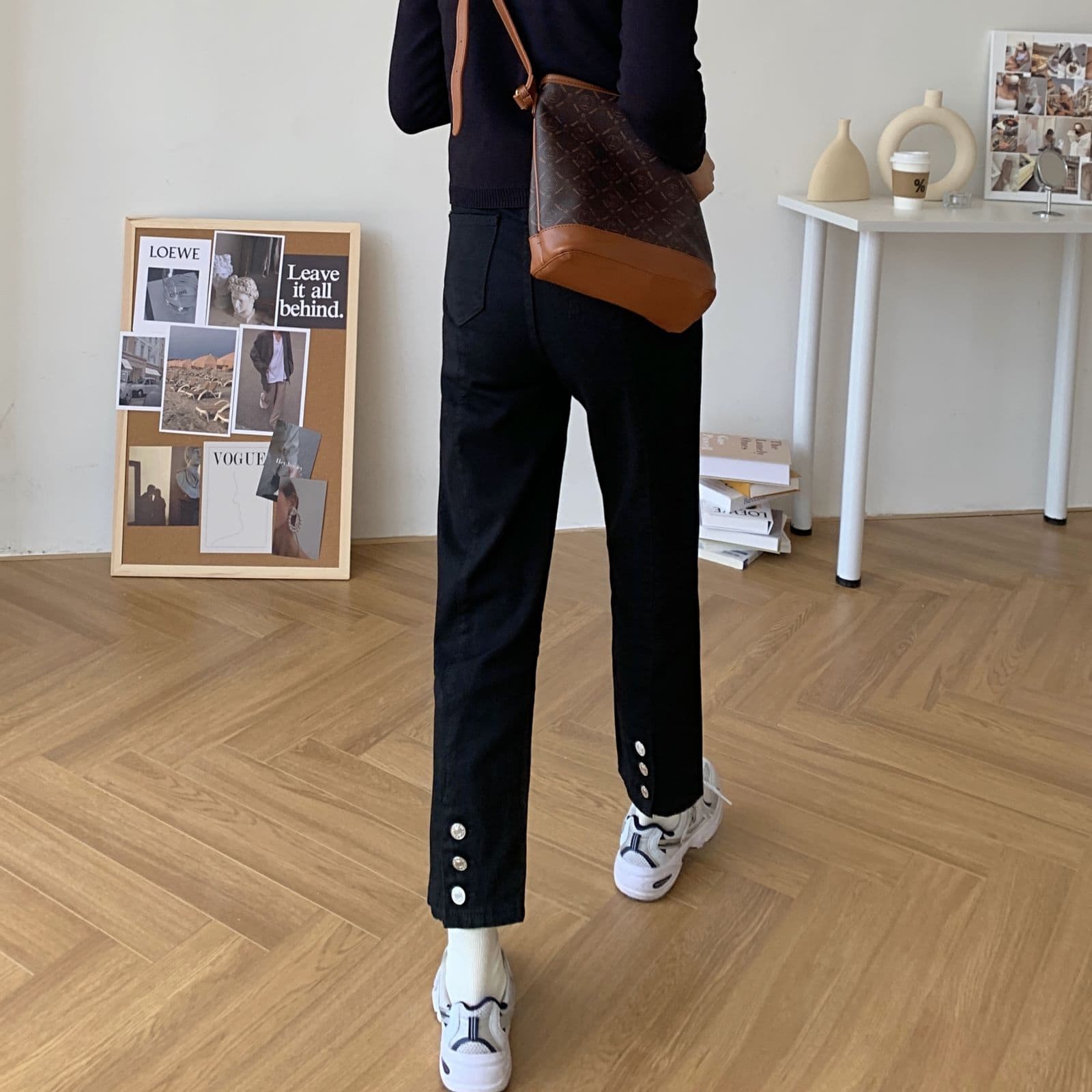 レディース ジーンズ 裾ボタンデザインスリムストレートジーンズ