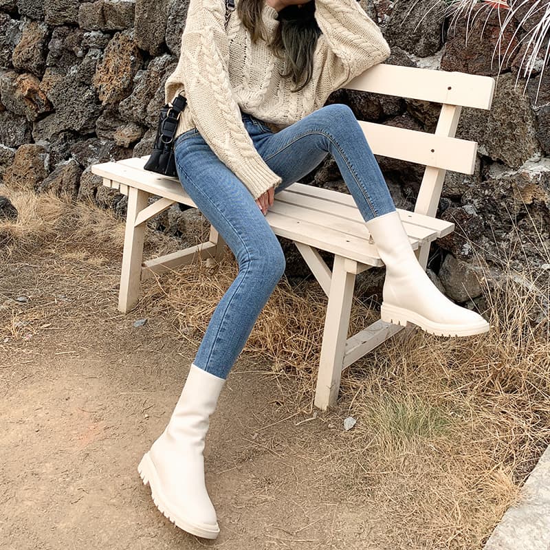 レディース ジーンズ 美脚見せスキニーデニムパンツ