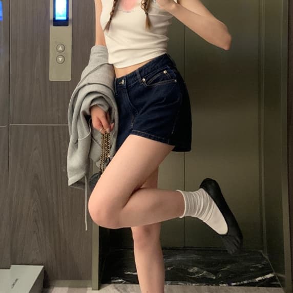 レディースジーンズパンツ ウエストすっきりデニムショートパンツ