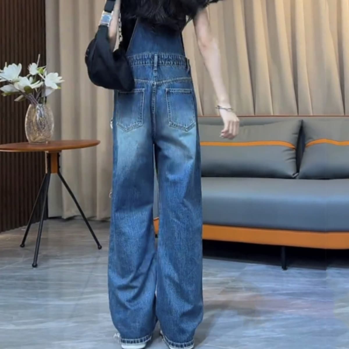 レディースジーンズパンツ ゆったりシルエットデニムサロペット