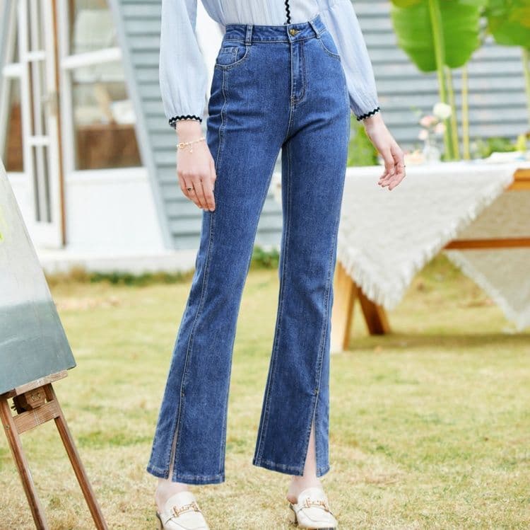 レディース ジーンズ 裾スリット入りハイウエストストレートデニム